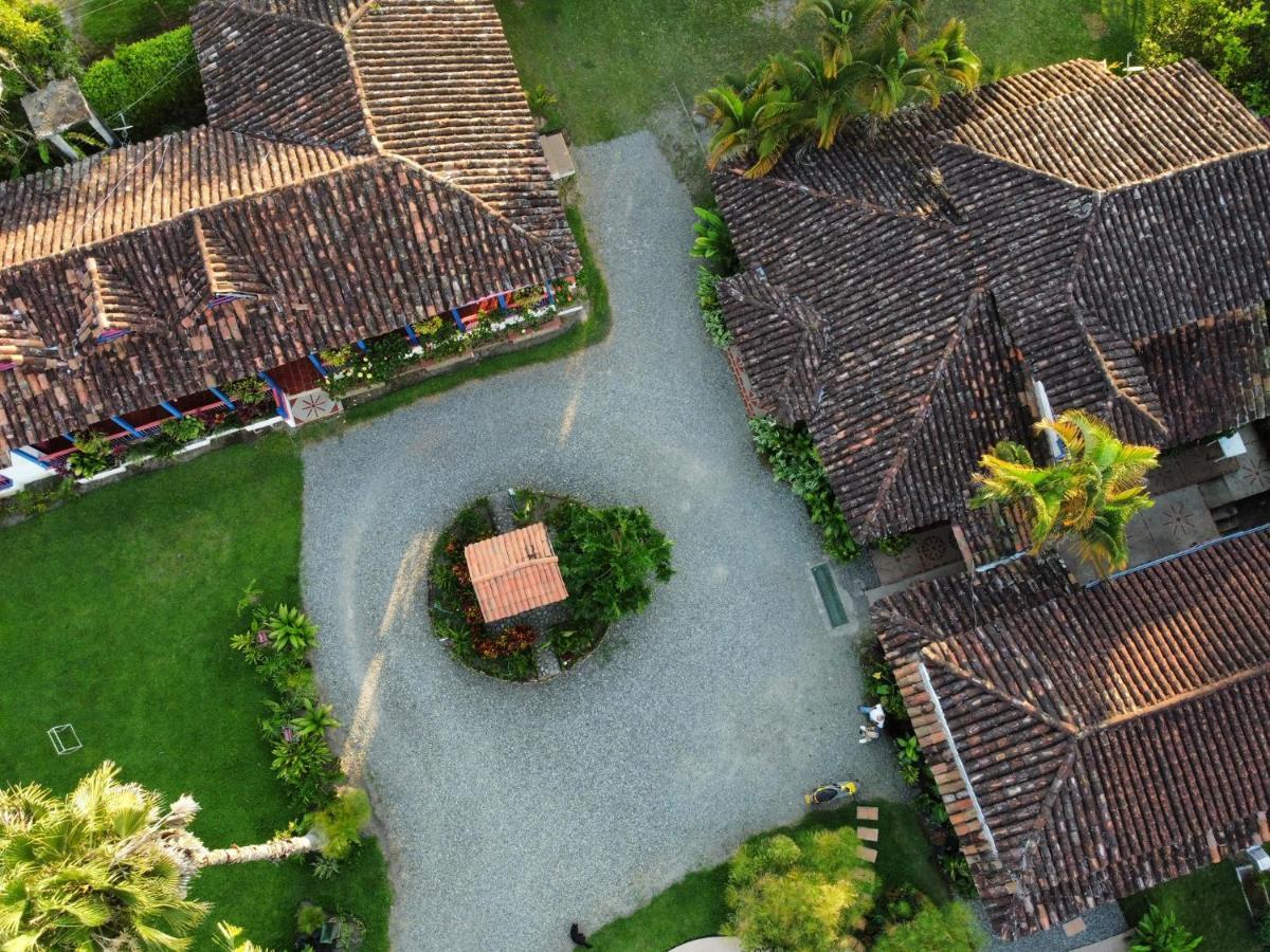 El Percal Hacienda Hotel Montenegro Exterior foto