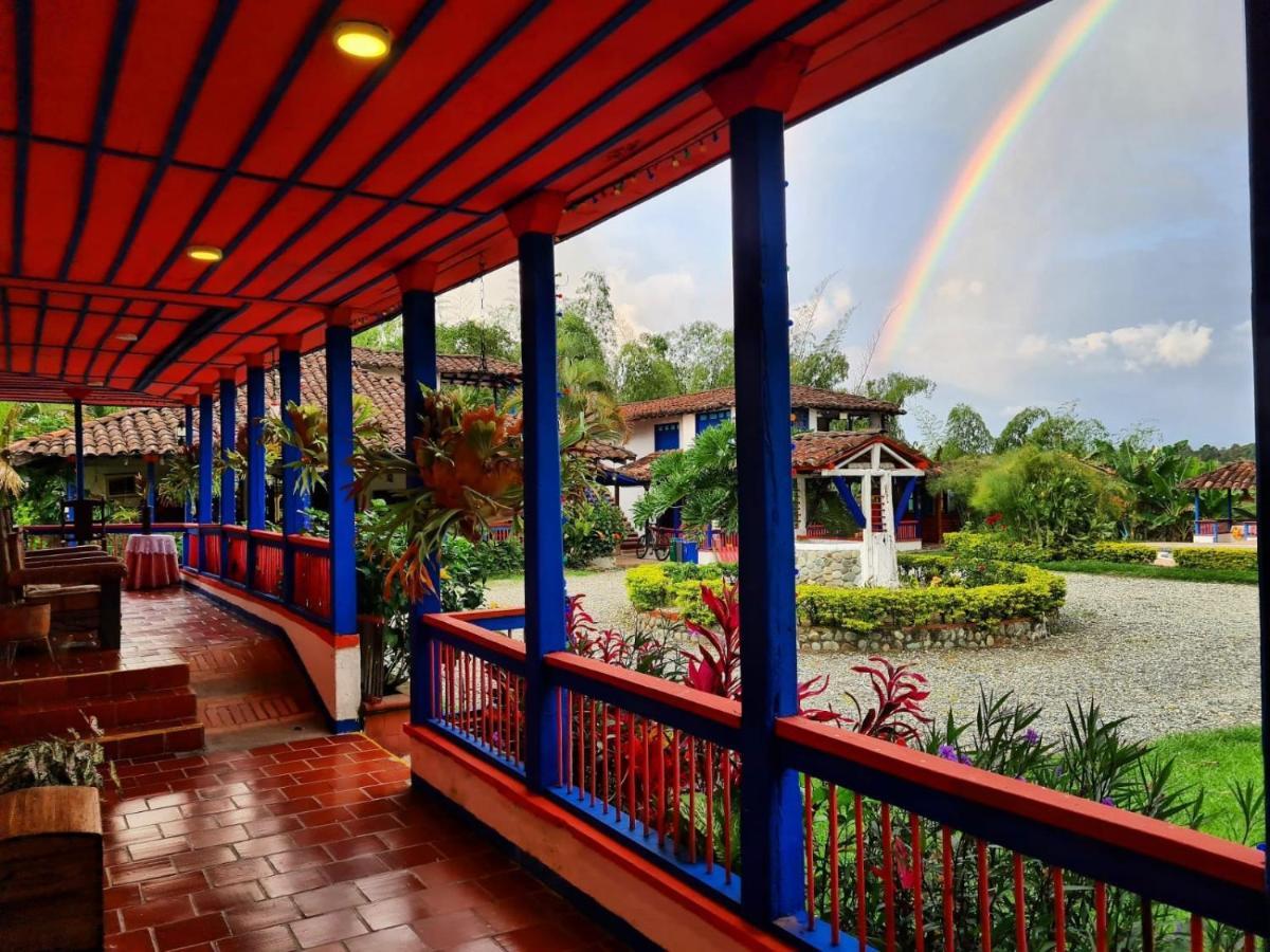 El Percal Hacienda Hotel Montenegro Exterior foto