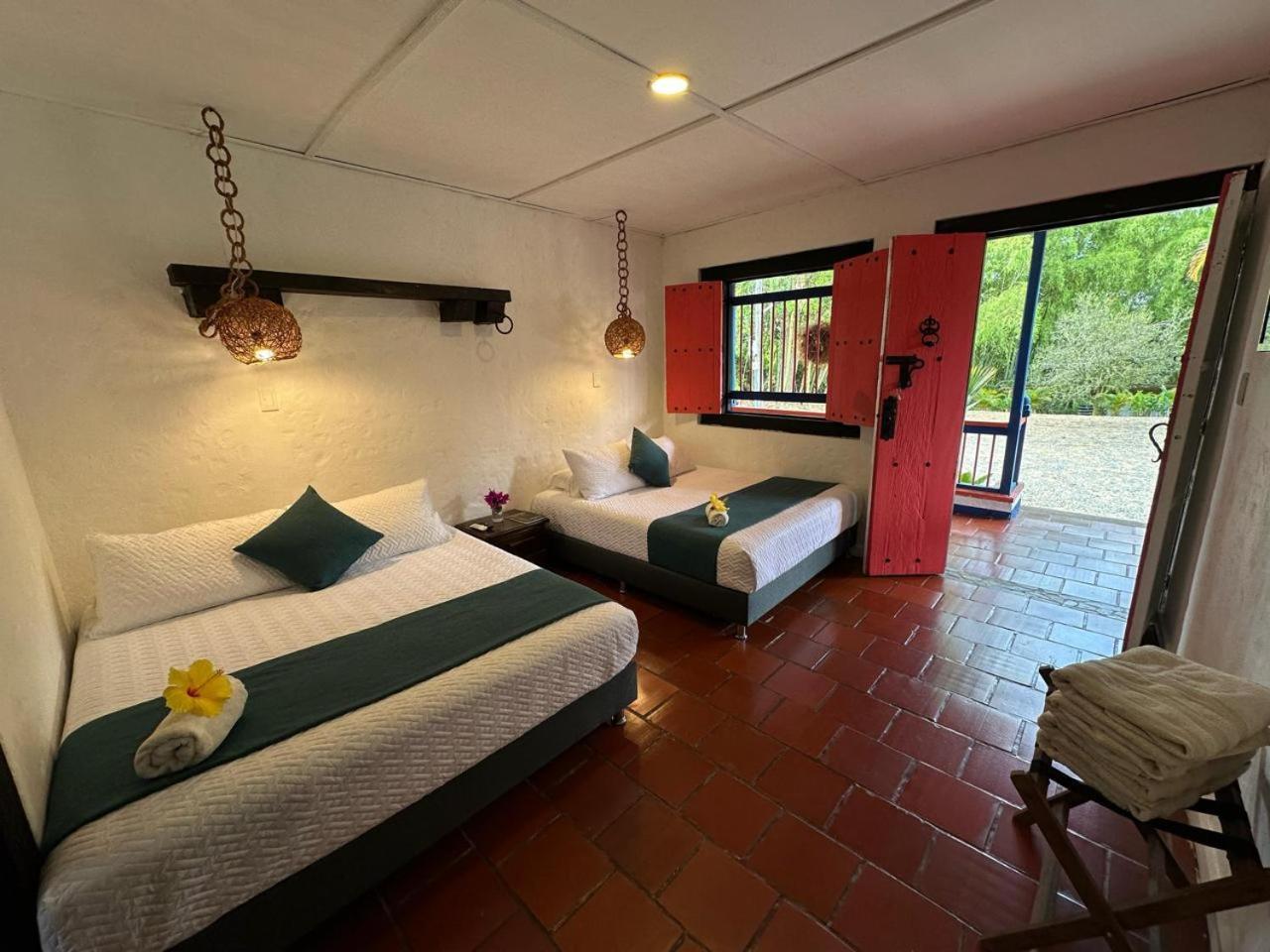 El Percal Hacienda Hotel Montenegro Exterior foto